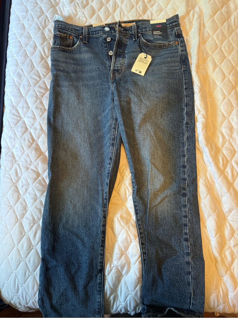 Levi's Women's Wedgie Straight Jeans